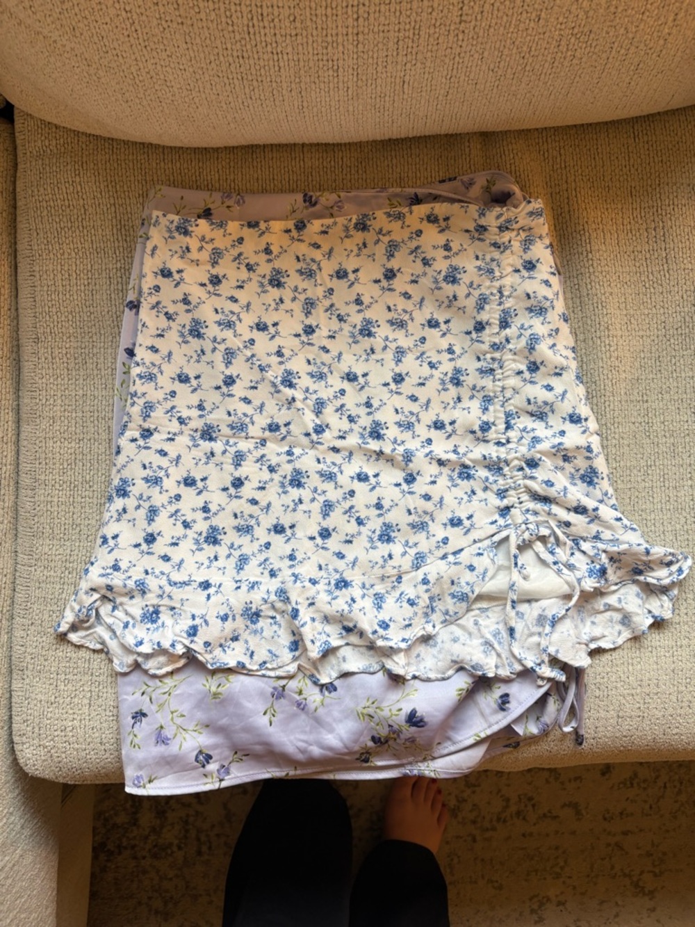 Forever 21 Blue Floral Ruffle Mini Skirt